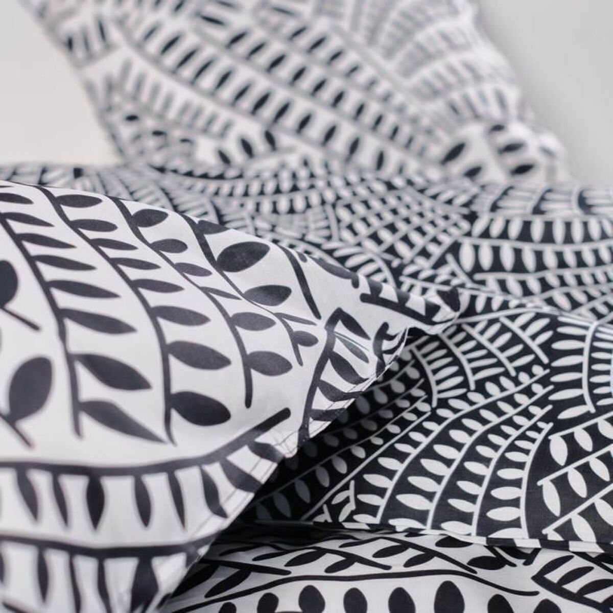Nordic cover TODAY White Black 240 x 200 cm-2