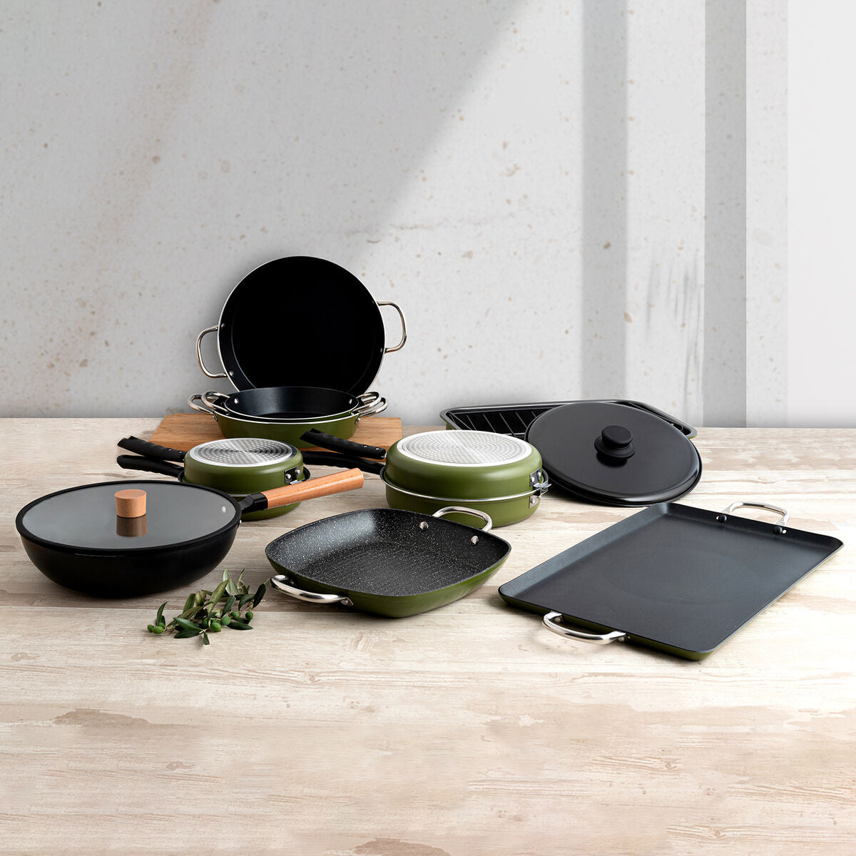 Pan Quid Naturalia Black Metal 28 cm With lid Stews-4